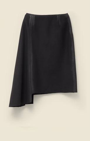 Asymmetrical skirt in wool gabardine